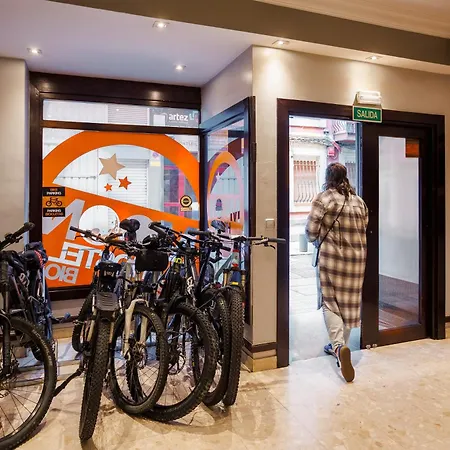 Moon Bio Vandrarhem *