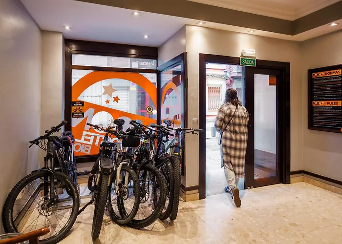 Moon Bio Vandrarhem *